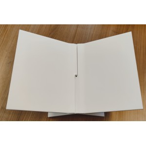 Boekenstandaard perspex middel design mat wit